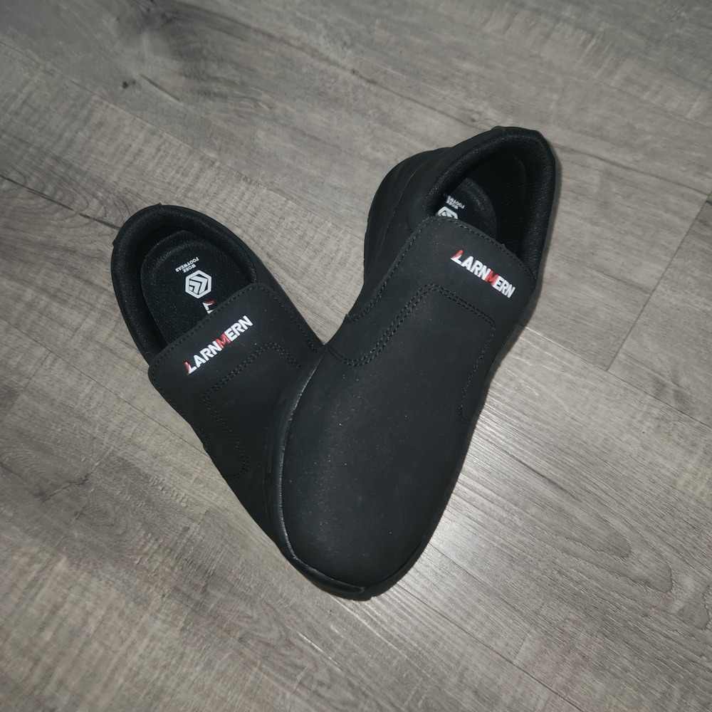 Larnmern Mens Slip On Work Shoes Black L03301-8 Sz. 6.5 Casual Non-Slip Sneakers